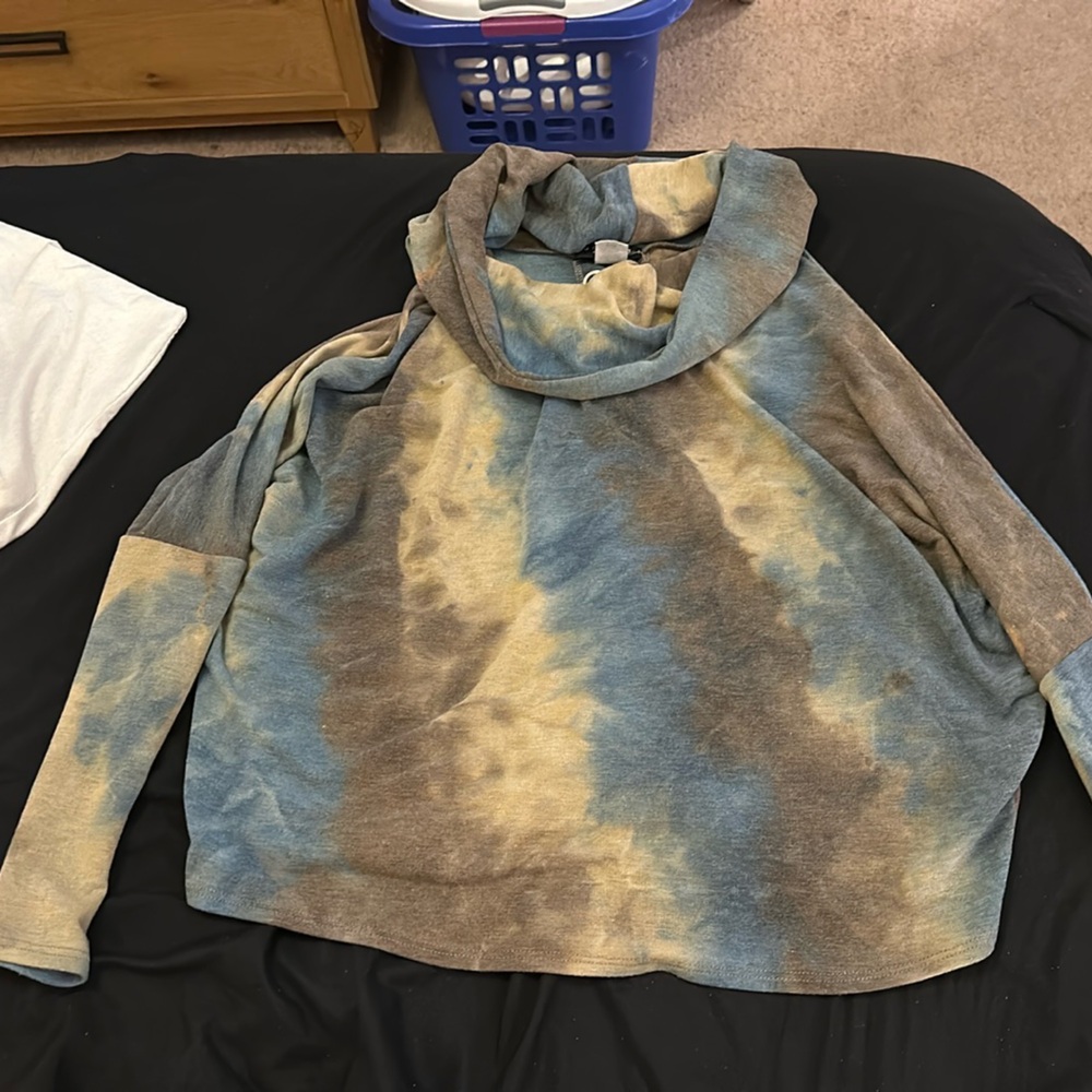 Pretty sweatshirt with detail on the back. NWT